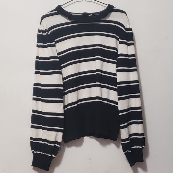 Who What Wear Black and White Stripes Sweater - Picture 1 of 10
